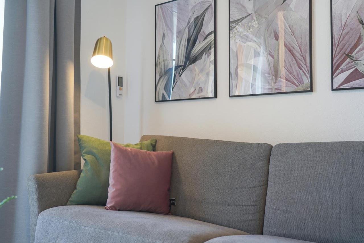 Apartmani Eterovic Baška Voda エクステリア 写真