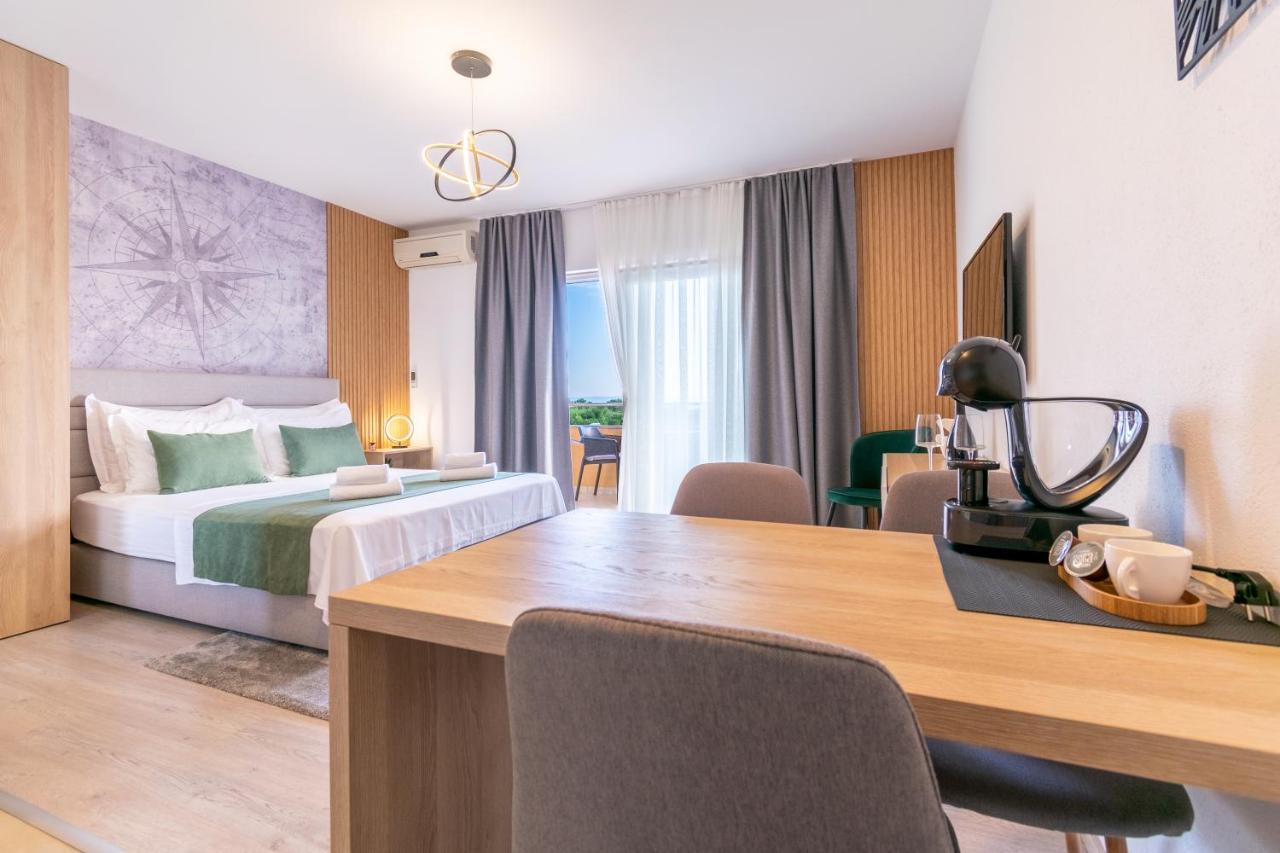 Apartmani Eterovic Baška Voda エクステリア 写真