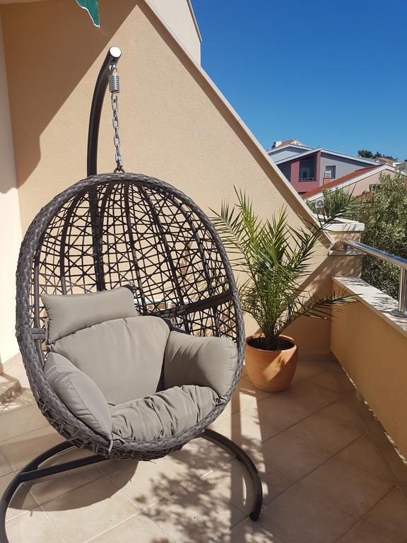 Apartmani Eterovic Baška Voda エクステリア 写真