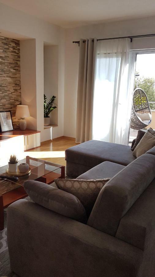 Apartmani Eterovic Baška Voda エクステリア 写真
